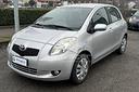 toyota-yaris-1-3-5-porte-luna