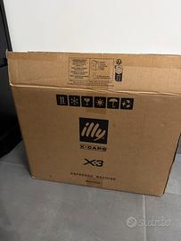 macchinetta del caffè illy x3
