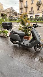 Scooter NIU NQI sport equivalente 50cc