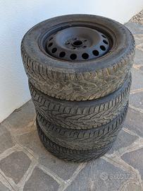 treno 4 cerchi ferro + gomme pneumatici invernali 