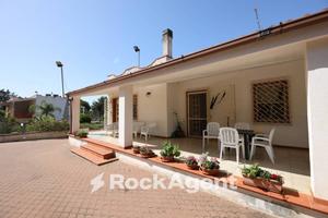 SPLENDIDA VILLA VISTA MARE, MARINA DI UGENTO