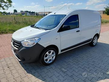 Dacia Docker