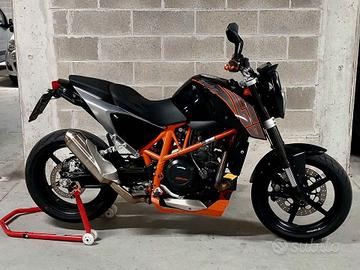 KTM 690 Duke - 2012