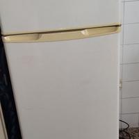 Frigorifero funzionante