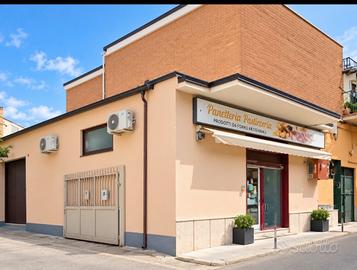 locale commerciale