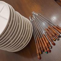 set da bourguignonne 12 piatti e forchette lunghe 