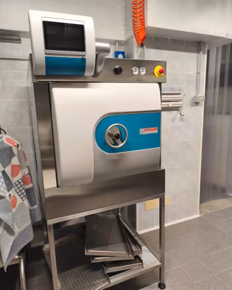 Autoclave+impianto osmosi
