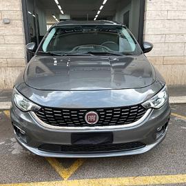 Fiat Tipo 1.6 Mjt 120cv DCT Lounge