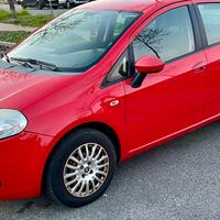 FIAT GRANDE PUNTO GPL  5 P PER FAMILY E NEOPA