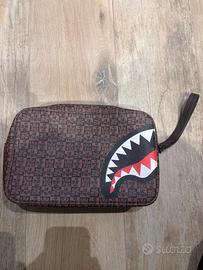 Borsello spraygraund