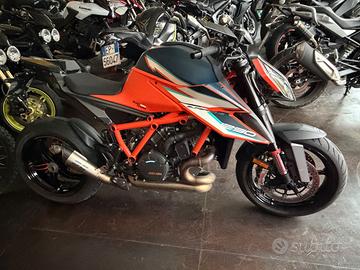 KTM 1290 Super Duke R 2022