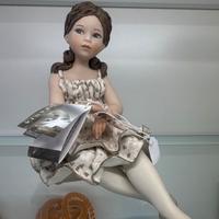 Bambola Cap.Edizione limitata Sibania Fedora cm20