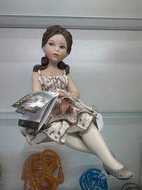 Bambola Cap.Edizione limitata Sibania Fedora cm20