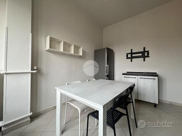 3 LOCALI A TORINO