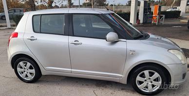Suzuki swift 1.3 turbo disel 75cv. Anno 2009