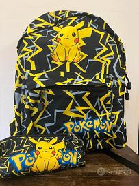 Zaino Pokémon con Pikachu + Astuccio coordinato