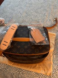 Louis vuitton beauty case