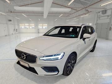 VOLVO V60 T6 PLUG-IN AWD AUTOM.INSCR.EXPR. 5 PORTE