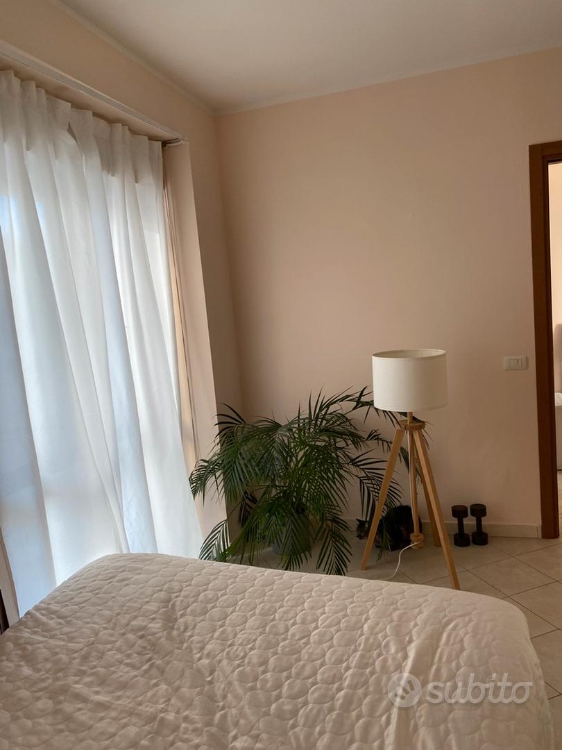 Appartamento con terrazzo in via Guido Rosato - Vista 4