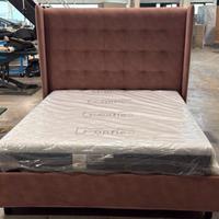 Letto imbottito capitonnè