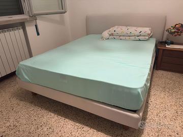 Letto matrimoniale francese