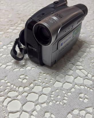 Telecamera sony e Canon  tutte due 110 euro .