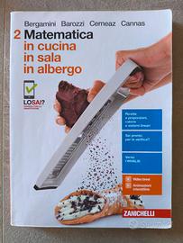 Matematica in cucina in sala in albergo