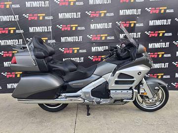 HONDA GL 1800 Airbag Video 360