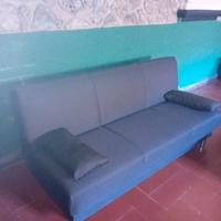 N°3 divani apribili in tessuto con cuscini nuovi