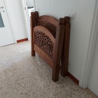 Letto singolo XL in legno massello lavorato