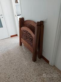 Letto singolo XL in legno massello lavorato