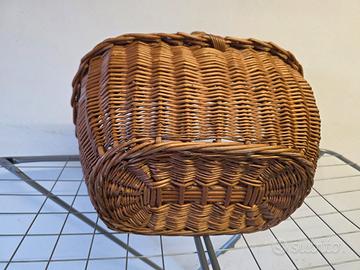 cesto in vimini 