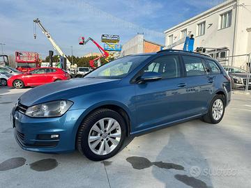 VOLKSWAGEN Golf Variant 1.6 TDI 110 CV Comfortli