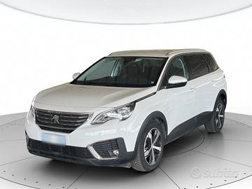PEUGEOT 5008 1.6 BlueHDi 120cv Allure 7p.ti EAT6