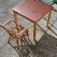 tavolo bambini con sedia