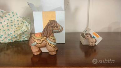 Thun Cavallino con puledro iscrizione platino