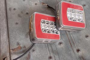 fanali rimorchio trattore