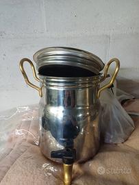 contenitore in acciaio inox con rubinetto 