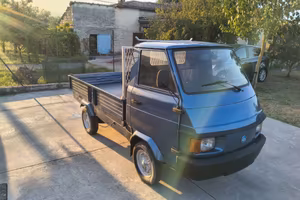 Ape Poker Benzina Cassone ribaltabile