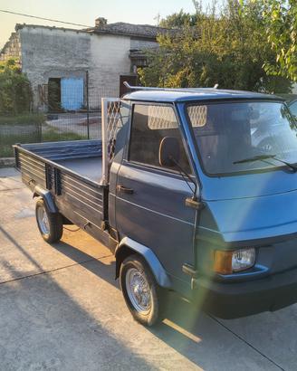 Ape Poker Benzina Cassone ribaltabile