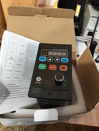 inverter 220 a trifase nuovo
