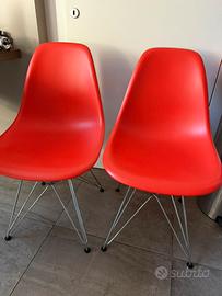 Sedie VITRA Eames Plastic Side Chairs RE DSR POPPY