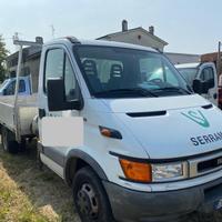 Iveco Daily 35c11 con Gru