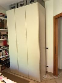 Armadio a tre ante nuovo