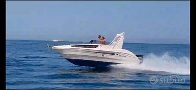 Coverline 640 cabin