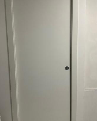 Stock porte :7 legno massello ciliegio, 1 bianca