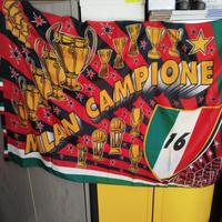 Bandiera Milan 16esimo scudetto 