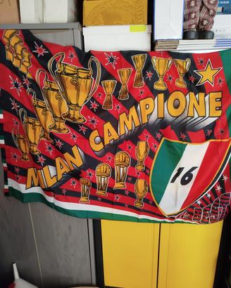 Bandiera Milan 16esimo scudetto 