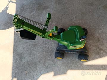 escavatore John Deere