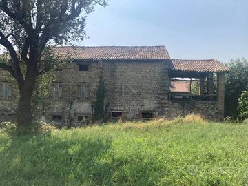 Rustico / Casale di 350 m² con 5 locali a Pieve de